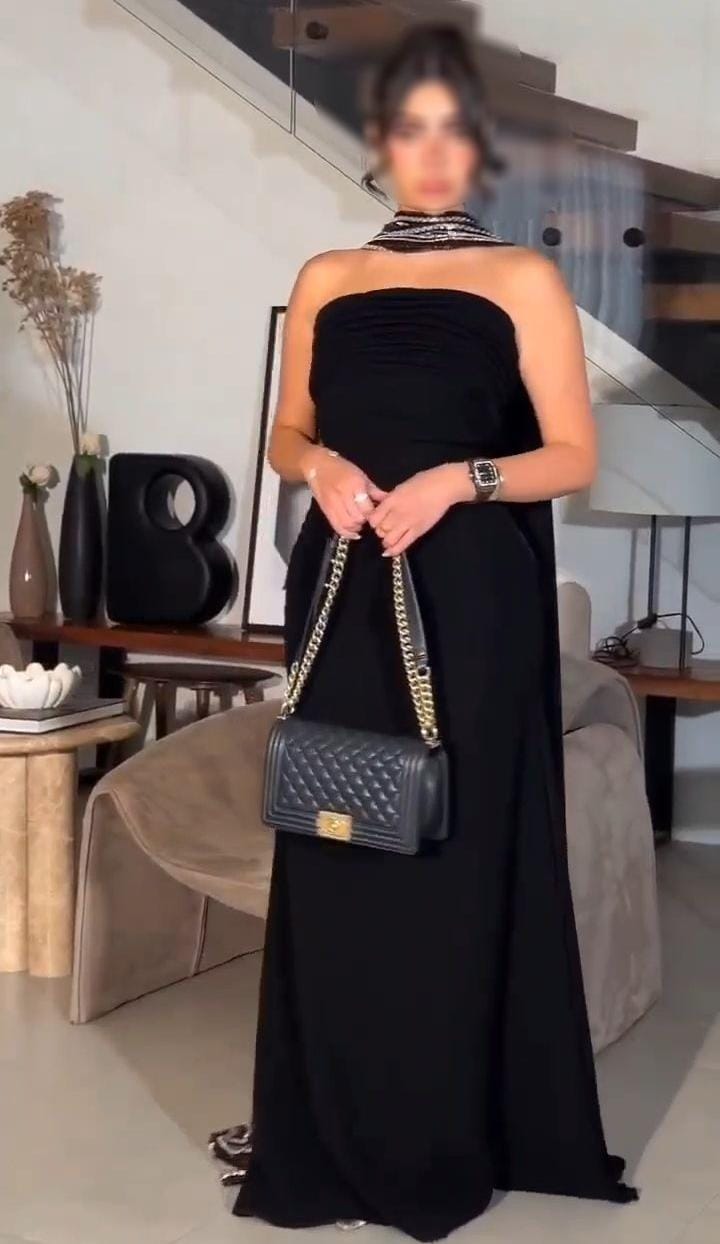 فستان سهرة بسيطة باللون الأسود أفخم فساتين مكة 